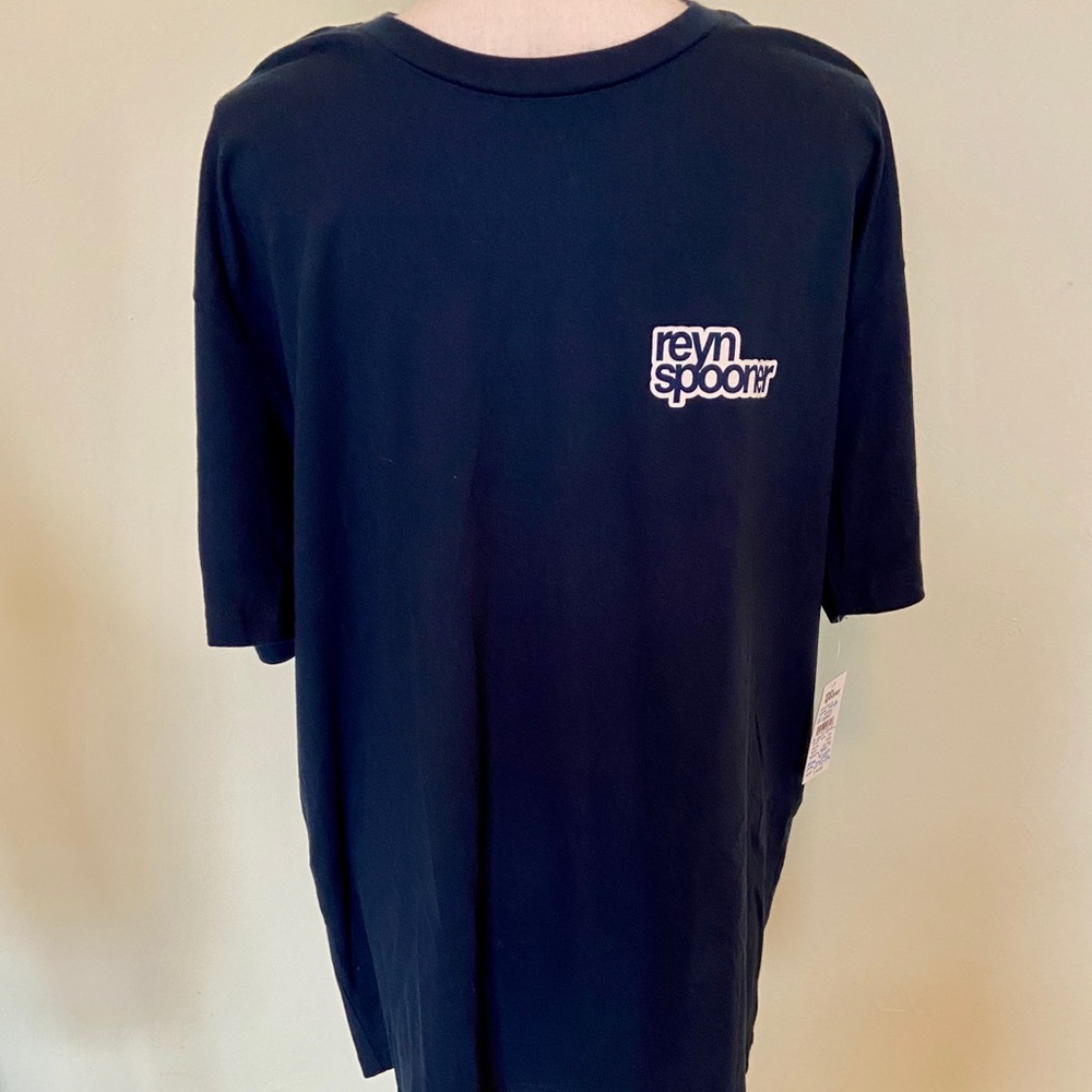 Men’s light weight 100% cotton navy blue t-shirt